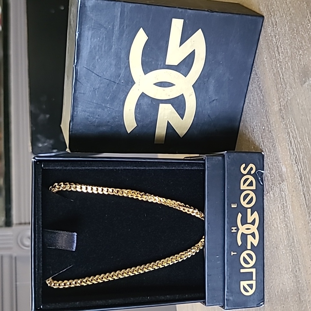 The Gold Gods gold chain size 22"